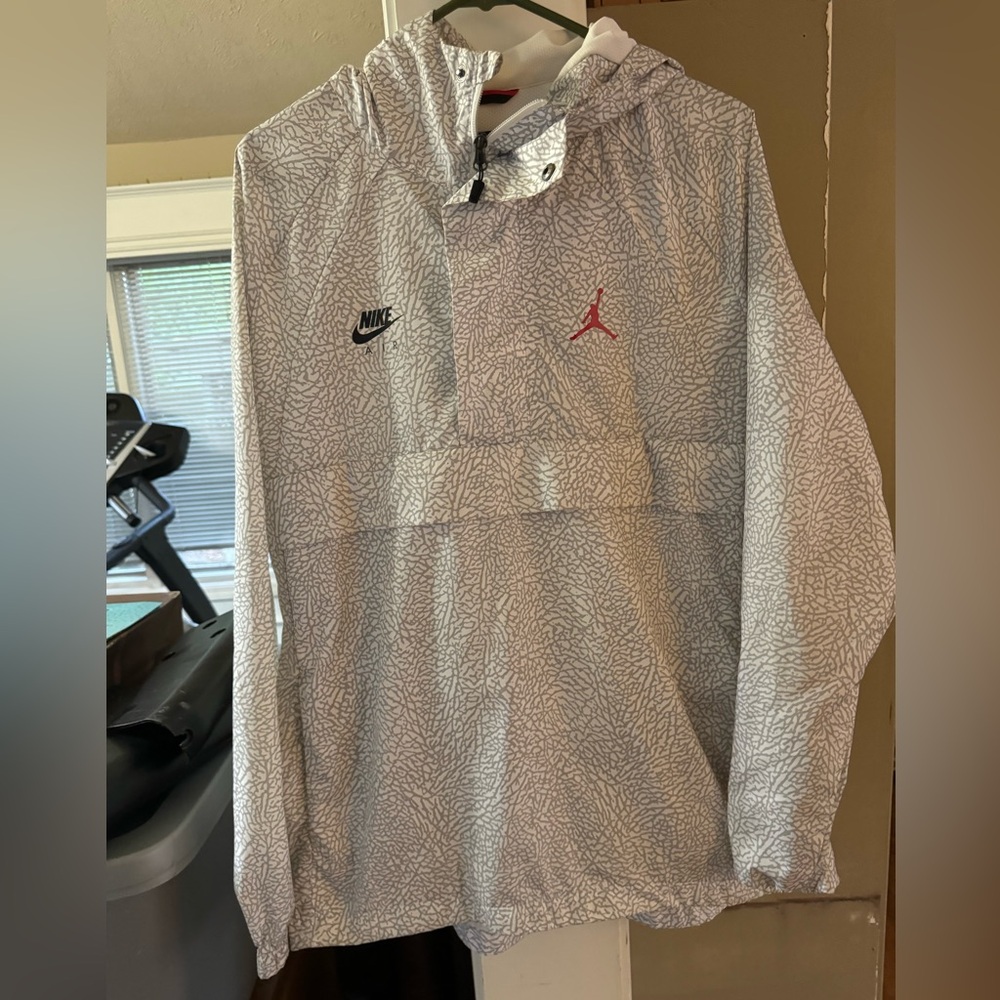 Jordan Windbreaker